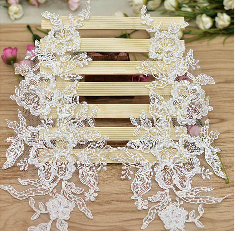 Garment Accessories Embroidery Lace Applique with Cord Ivory Color