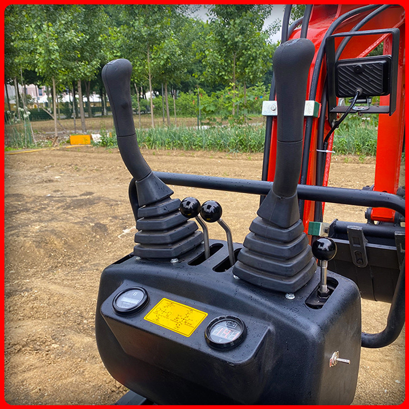 Custom Miniature Earthmover , Smallest Mini Excavator 3Km/H-4Km/H
