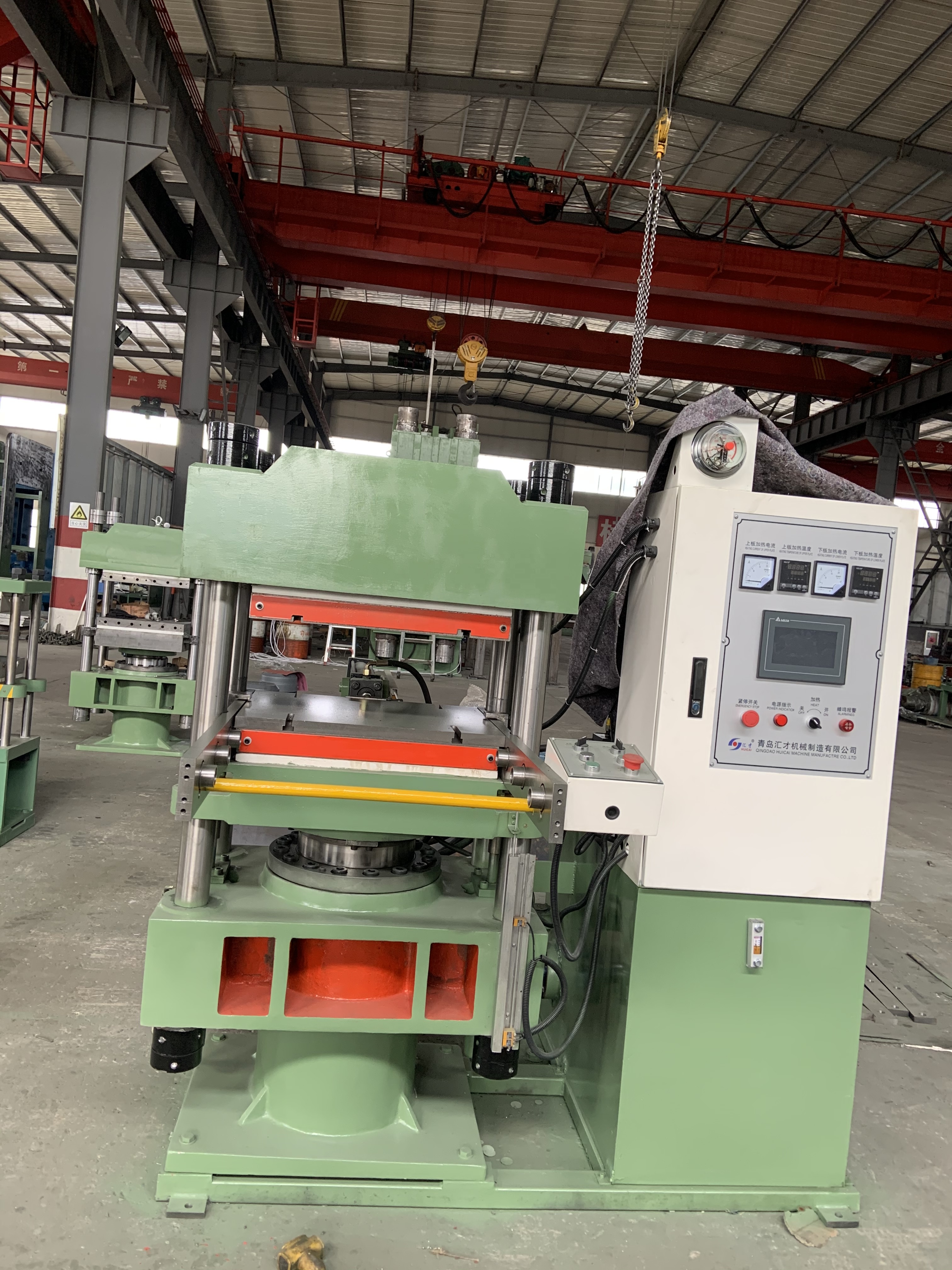 3200*2200*6800 Large Hydraulic Rubber Molding Pressing Machine for Customer Requirements