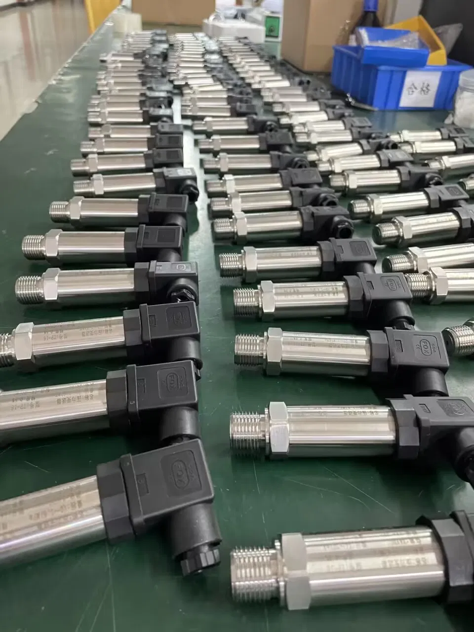 Diffused Silicon Oil Filled Level Sensor Pressure Transmitter Manufacturer Oil Pressure Sensor