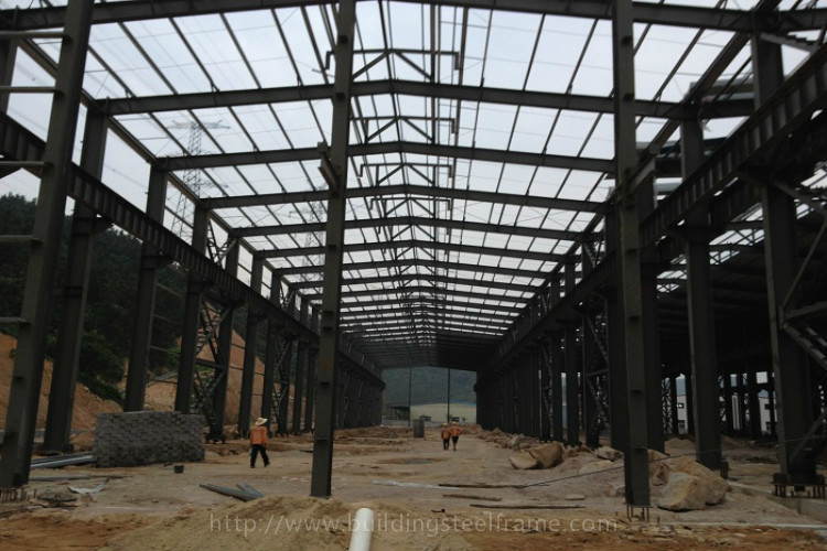 Prefabricated Light Weight Workshop Steel Structure For 4 Storey Dormitory