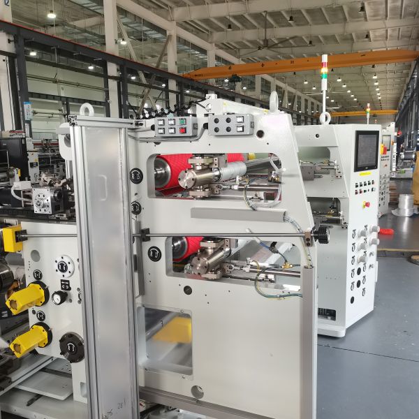White Slitting Rewinder Machine With Substrate Width Min. 500mm
