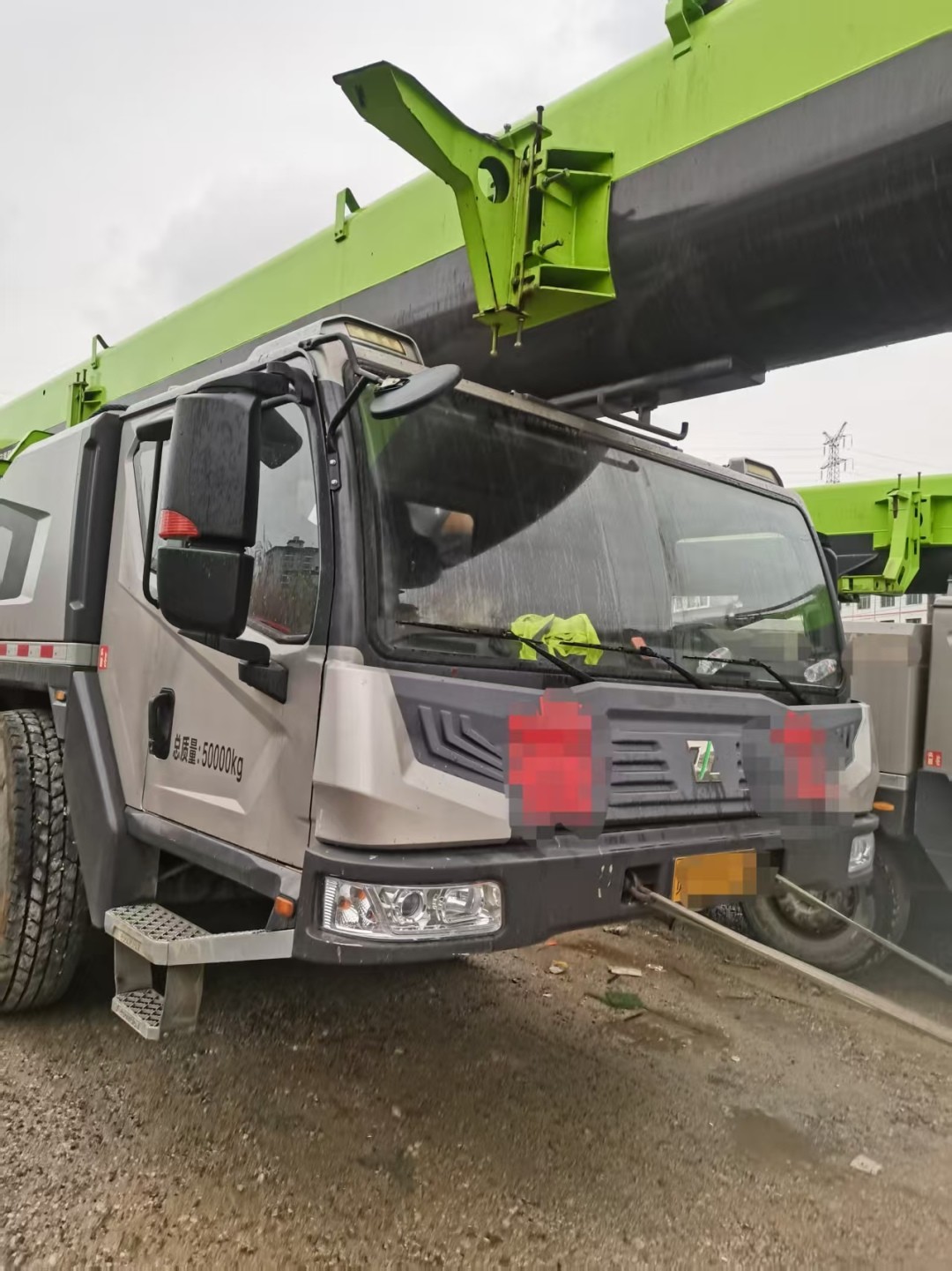 Brand Official Factory Lifting Capacity 25ton Maximum Lifting Height 50m Power 280kw Total Weight 50000kg Boom Truck Crane Trucks Mobile Crane