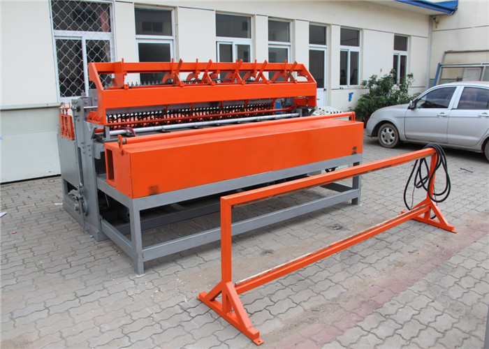High Capacity Automatic Wire Mesh Welding Machine Customized Width Touch Screen