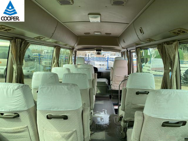20 Seats Mini Toyota Used Coaster Bus With 2TR Gasoline Engine