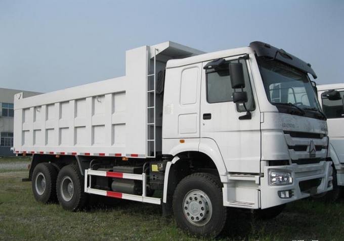 Red Howo 7 Sinotruk Howo 6x4 Dump Truck 10 wheels 20M3 40T