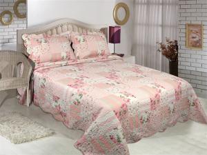 China Floral Pattern Printed Quilt Set Microfiber / Cotton Fabric For Bedroom on sale