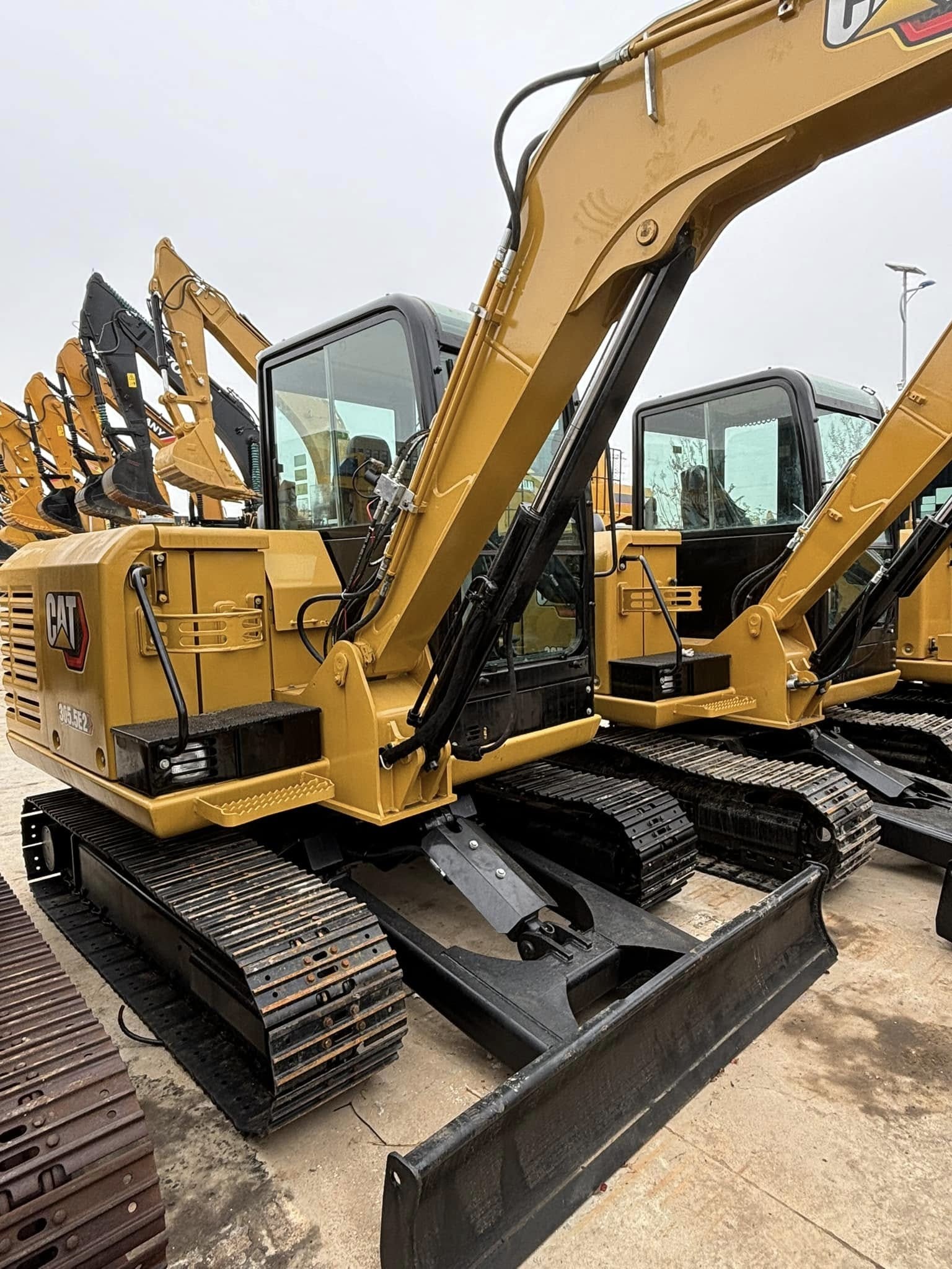 Small Used 6Ton Mini CAT 306 Excavators Machine Equipment Digging