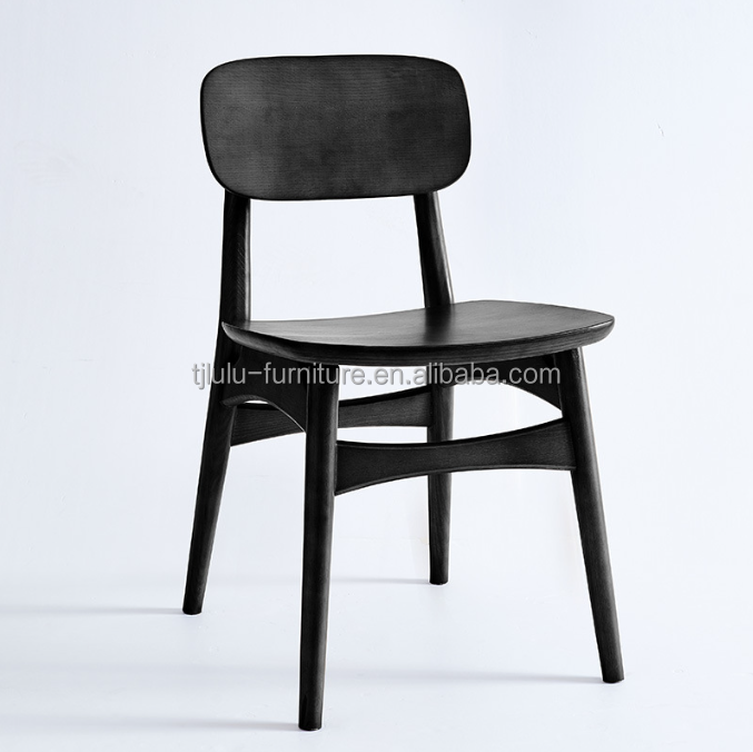 Modern Design Nordic Practical Solid Wood Chair Rattan Dining Chair for Restaurant
