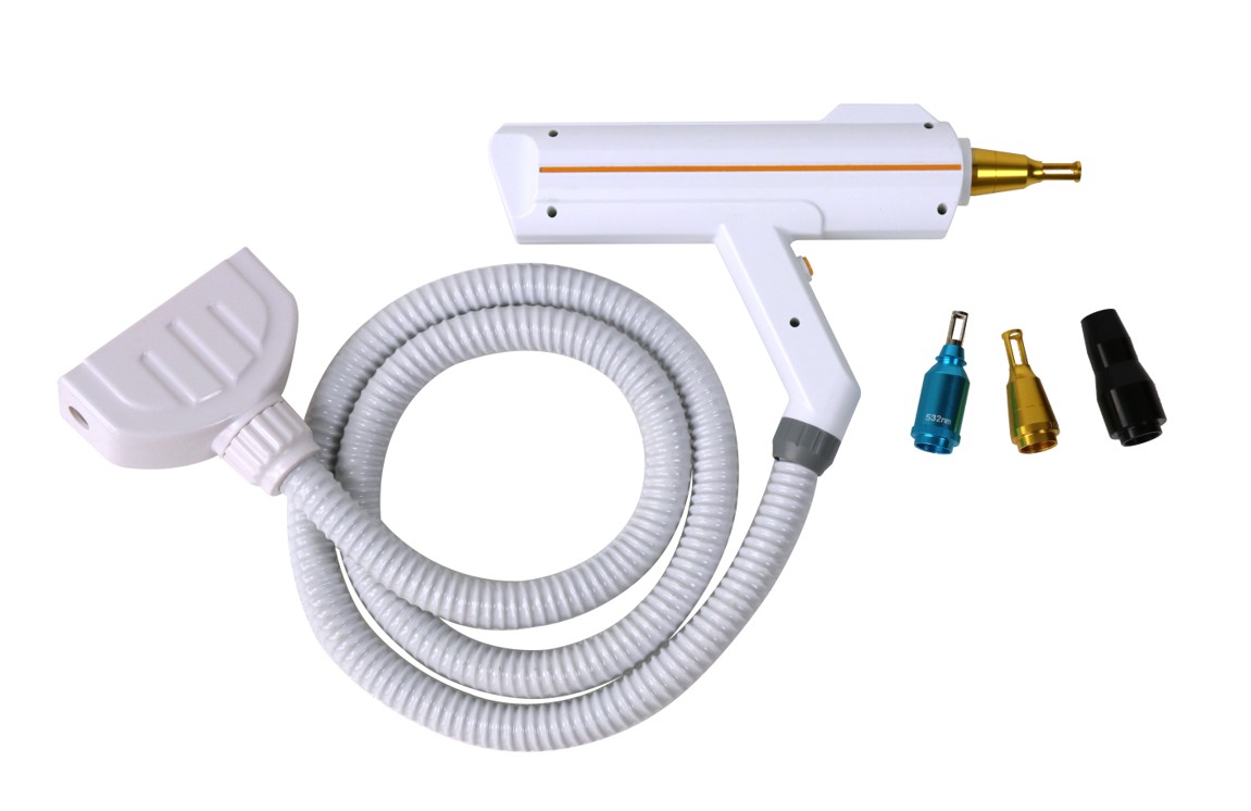 6mm YAG Bar Q Switch Laser Machine Tattoo Removal 1064nm 532nm 1320nm