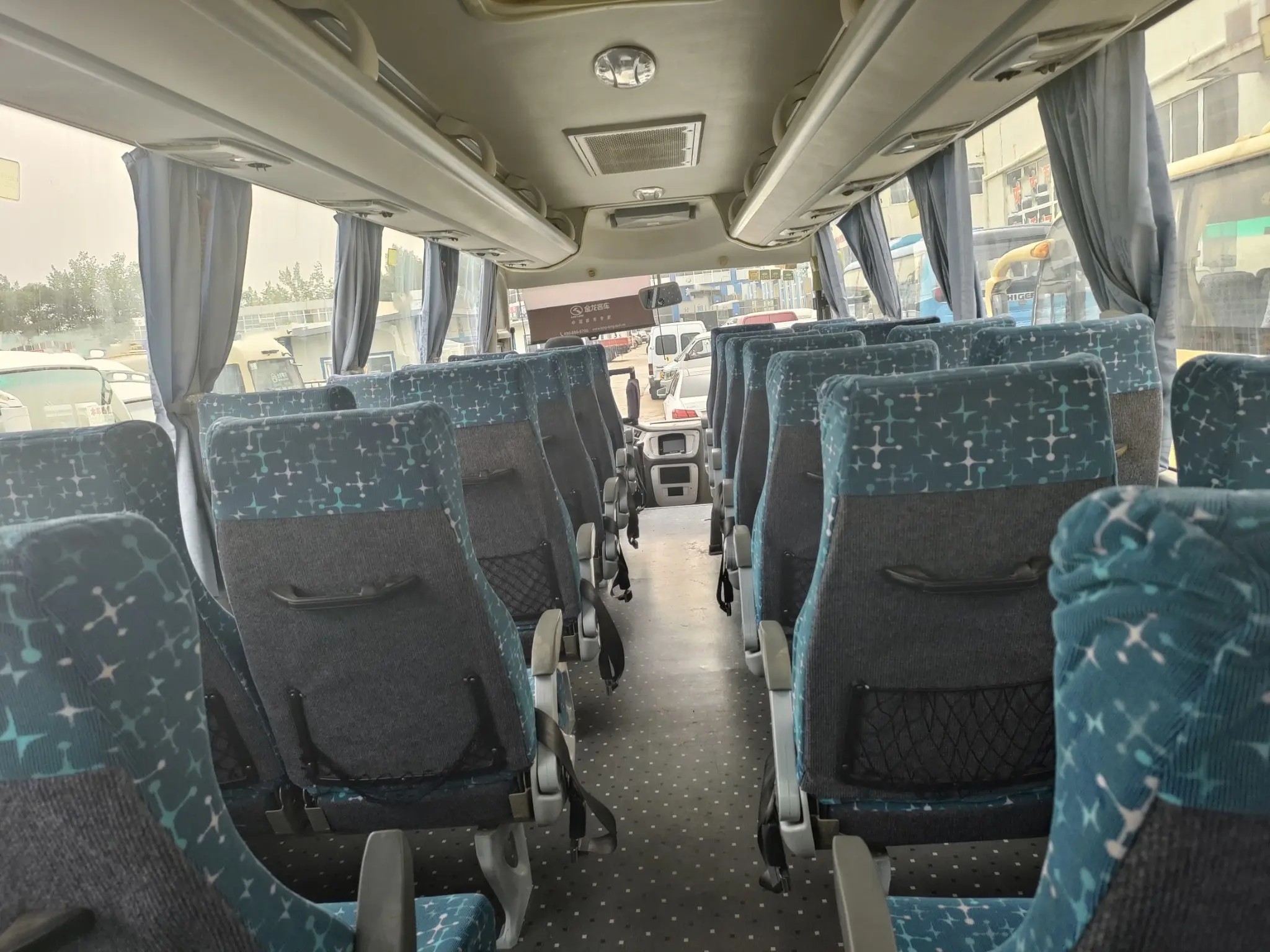 Used Mini Coach 2015 Year 33 Seats Single Door Luggage Compartment Sealing Window 2nd Hand Kinglong Bus XMQ6802