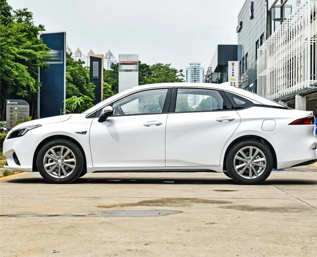 GAC Aion S 2022 Model Xuan 530 Brand New Compact Sedan Prue Electric for Sale White Car