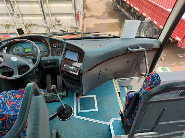 Used Mini Bus KLQ6896 39 Seats Euro IV Yuchai Engine Used Higer Bus