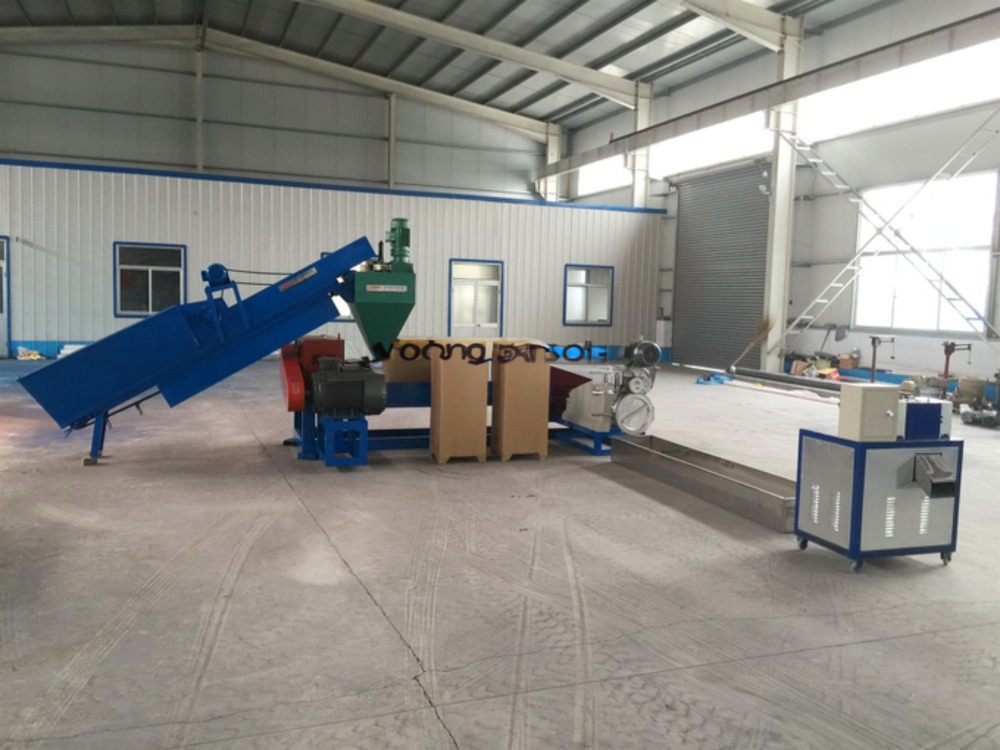 OEM Polystyrene Recycling Machine For PET Bottle Label Separation In Tire Recycling Line