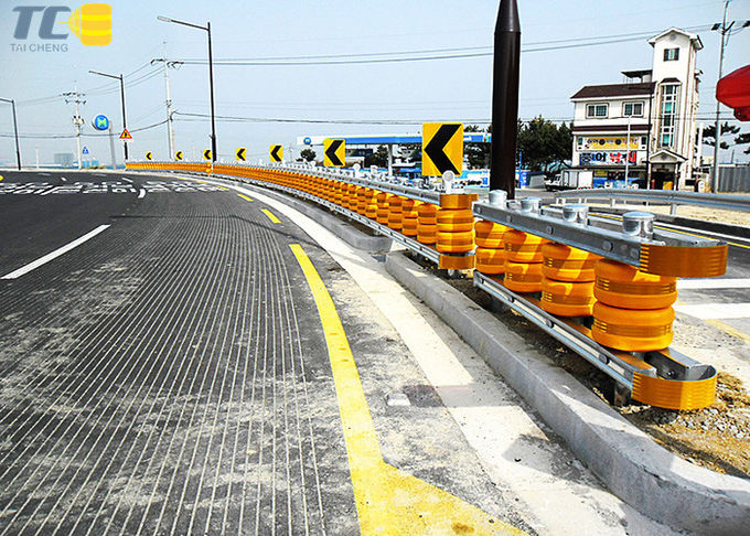 Anti Shock Diameter 370mm Spacing 0.5m Safety Roller Barrier 9