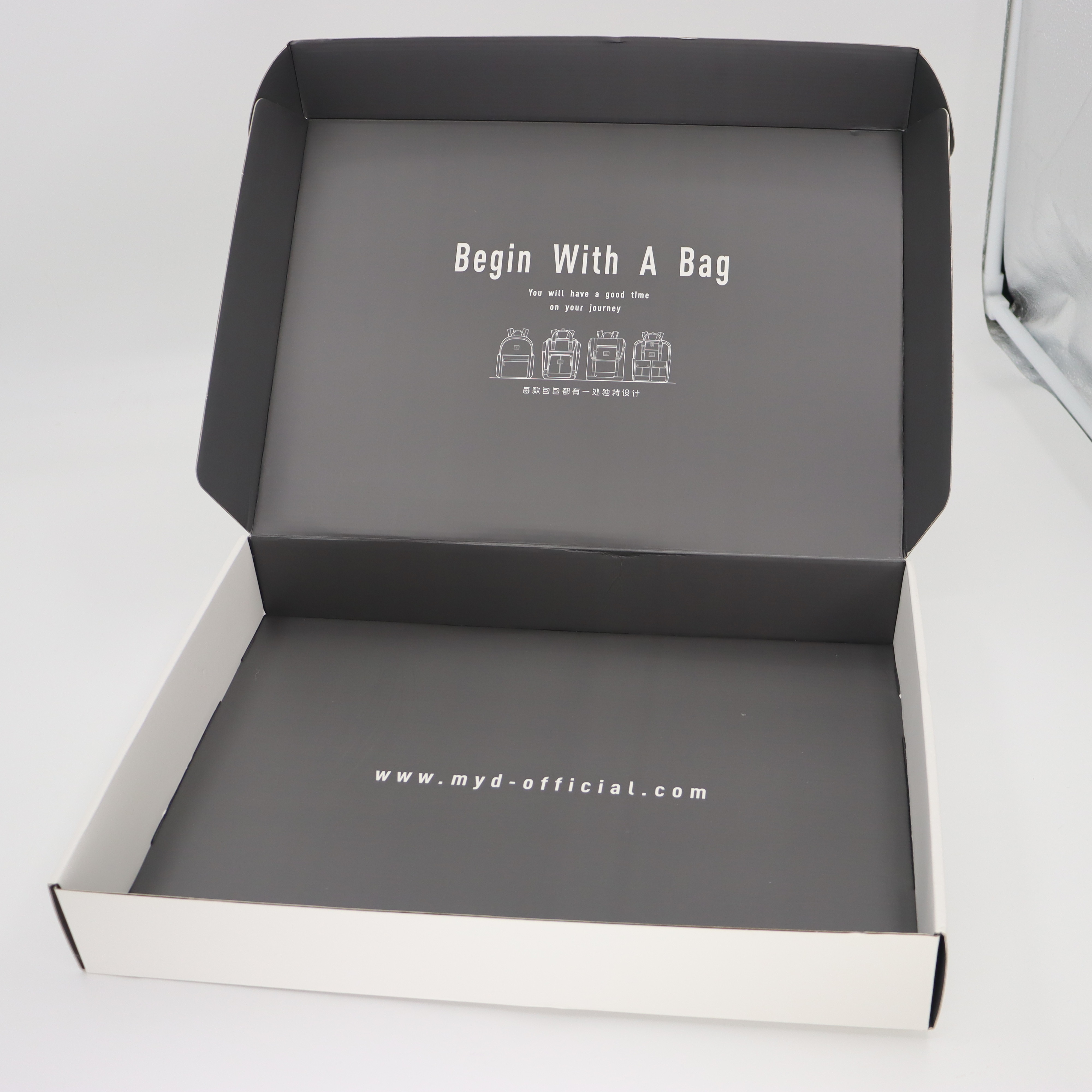 Wholesale customized corrugated folding packaging box foldable clothes packaging gift box