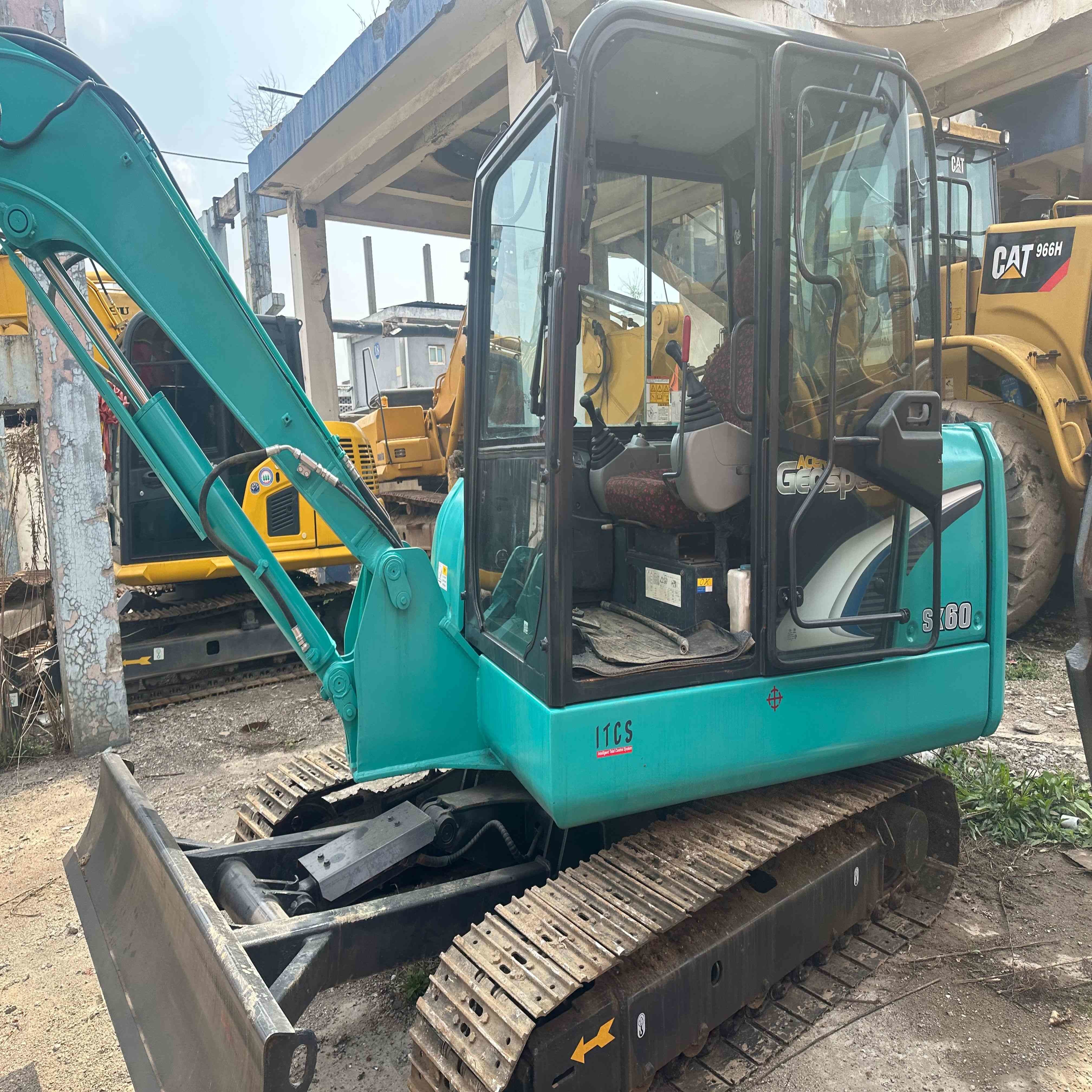 Used Kobelco Digger SK60 Secondhand 6ton Small Type Mini Crawler Excavator