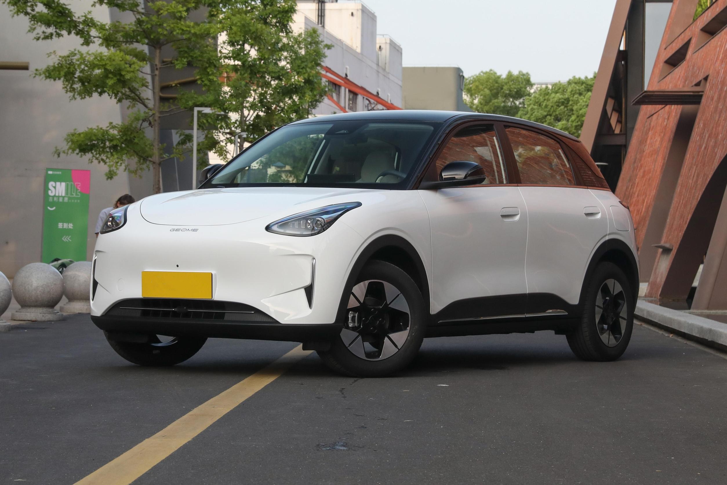 4135x1805x1570mm Geely Galaxy Electric Sedan with 410km Pure Electric Range and Lithium Battery Energy EV Motor