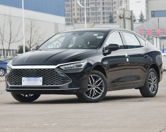 BYD Qin Plus 2023 Champion Version DM-I 120km Leading Model Plug In Hybrid Compact Car