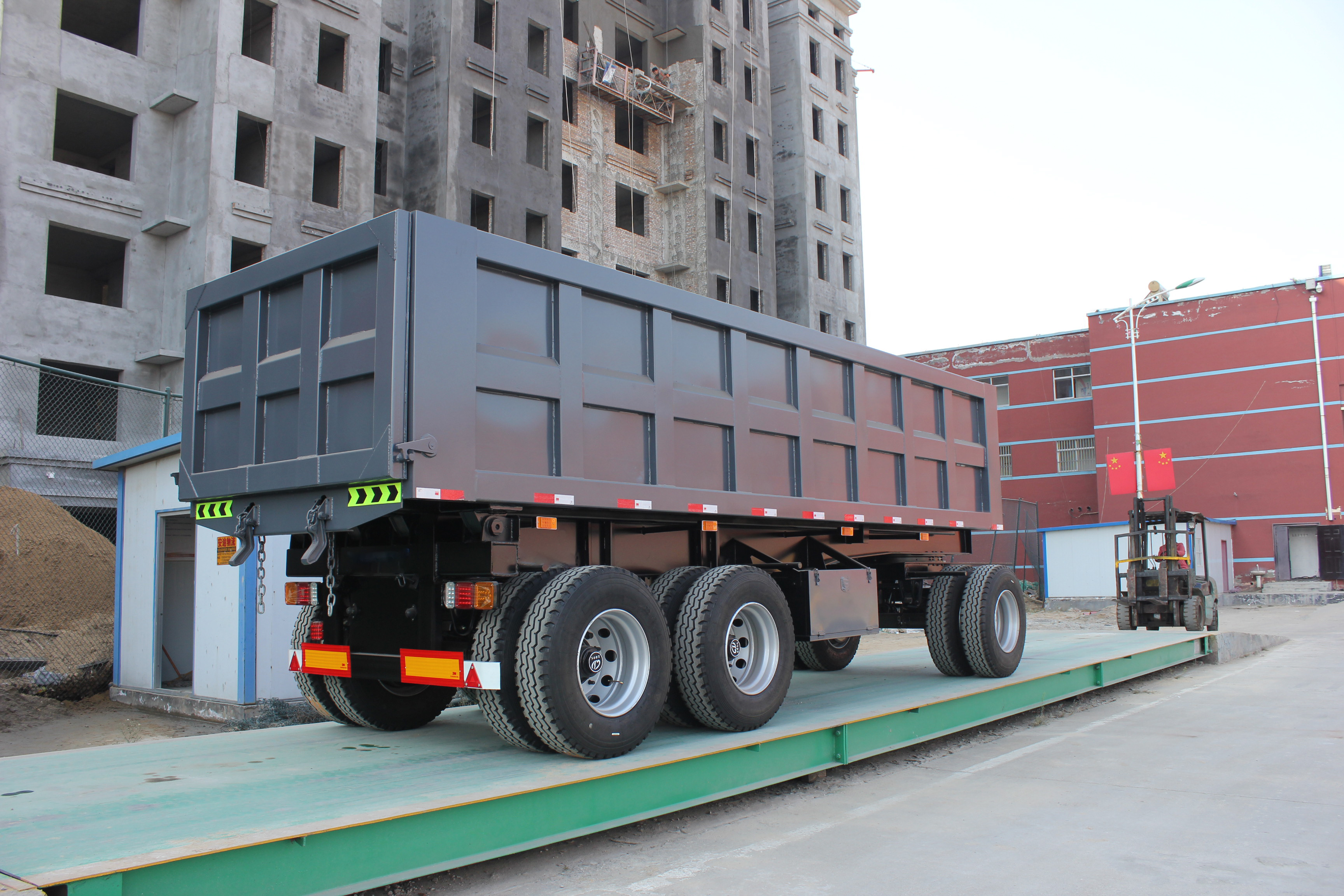20 Ton Cargo Dump Semi Trailer Truck with 2 Axles Full Trailer Drawbar and Leaf Spring