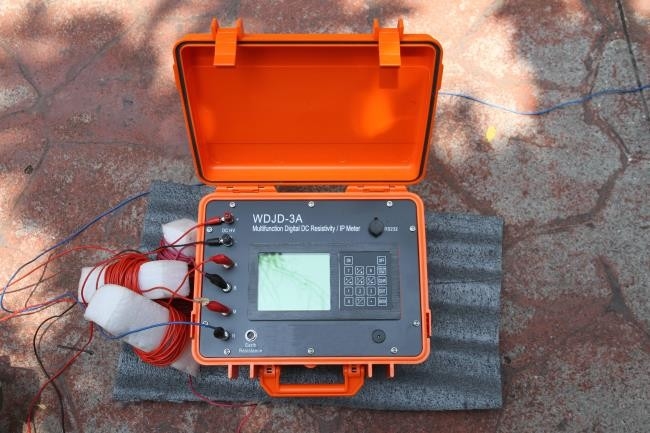 Dc Geophysical Resistivity Survey Meter And Induced Polarization Methods