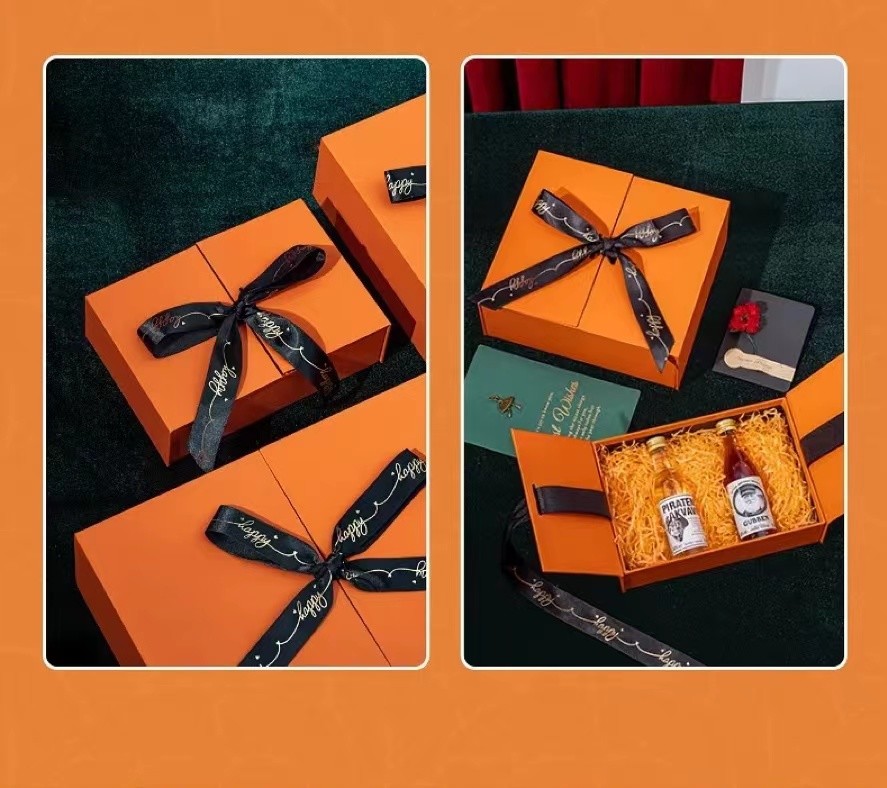 ISO9001 Folding Double Door Gift Box 1200-1400gsm Wedding Cardboard Box