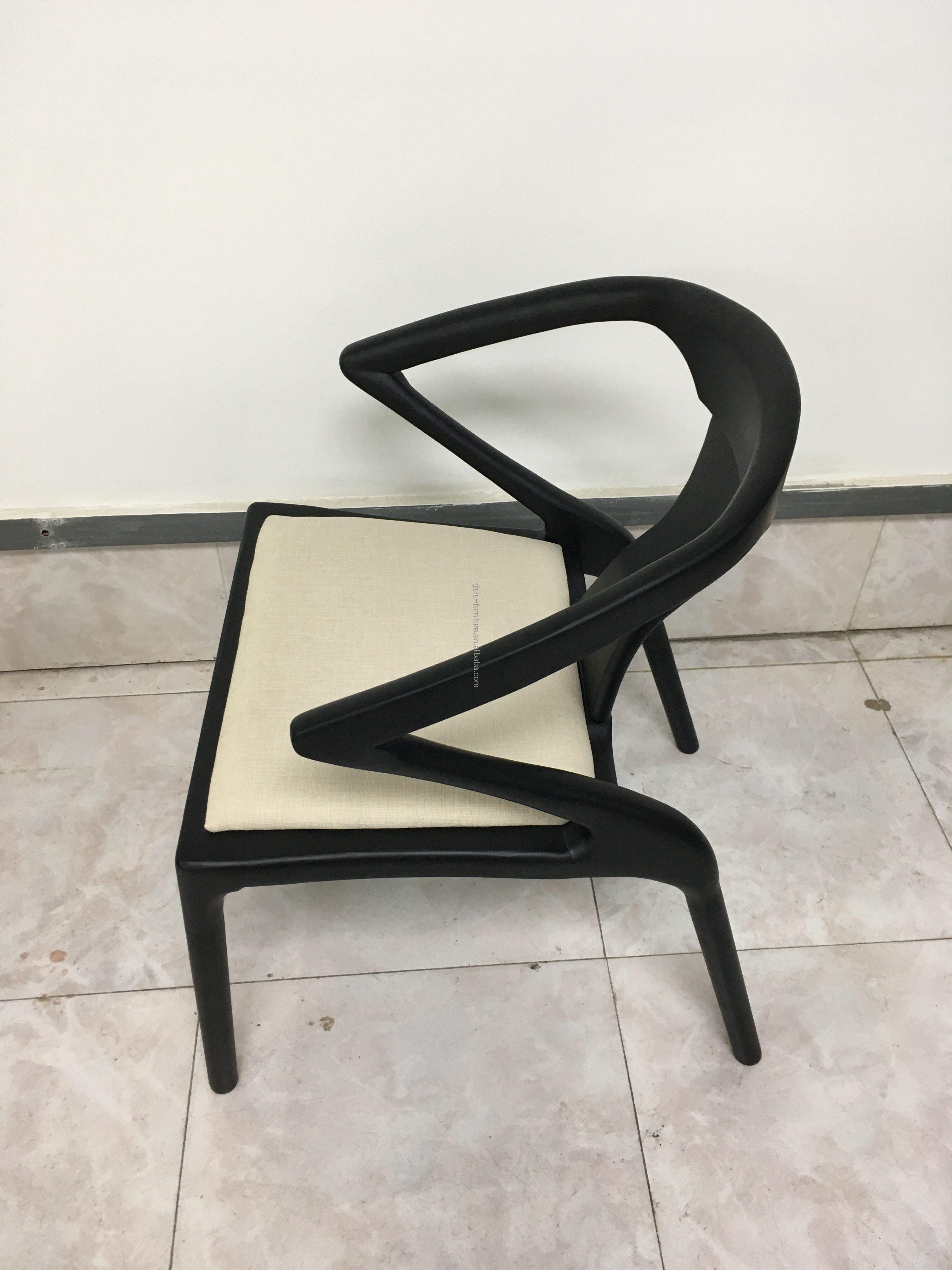 2023 Wood Restaurant Chair Black/Natural/Walnut/Customized Wood Dining Chairs for Hotel Dining