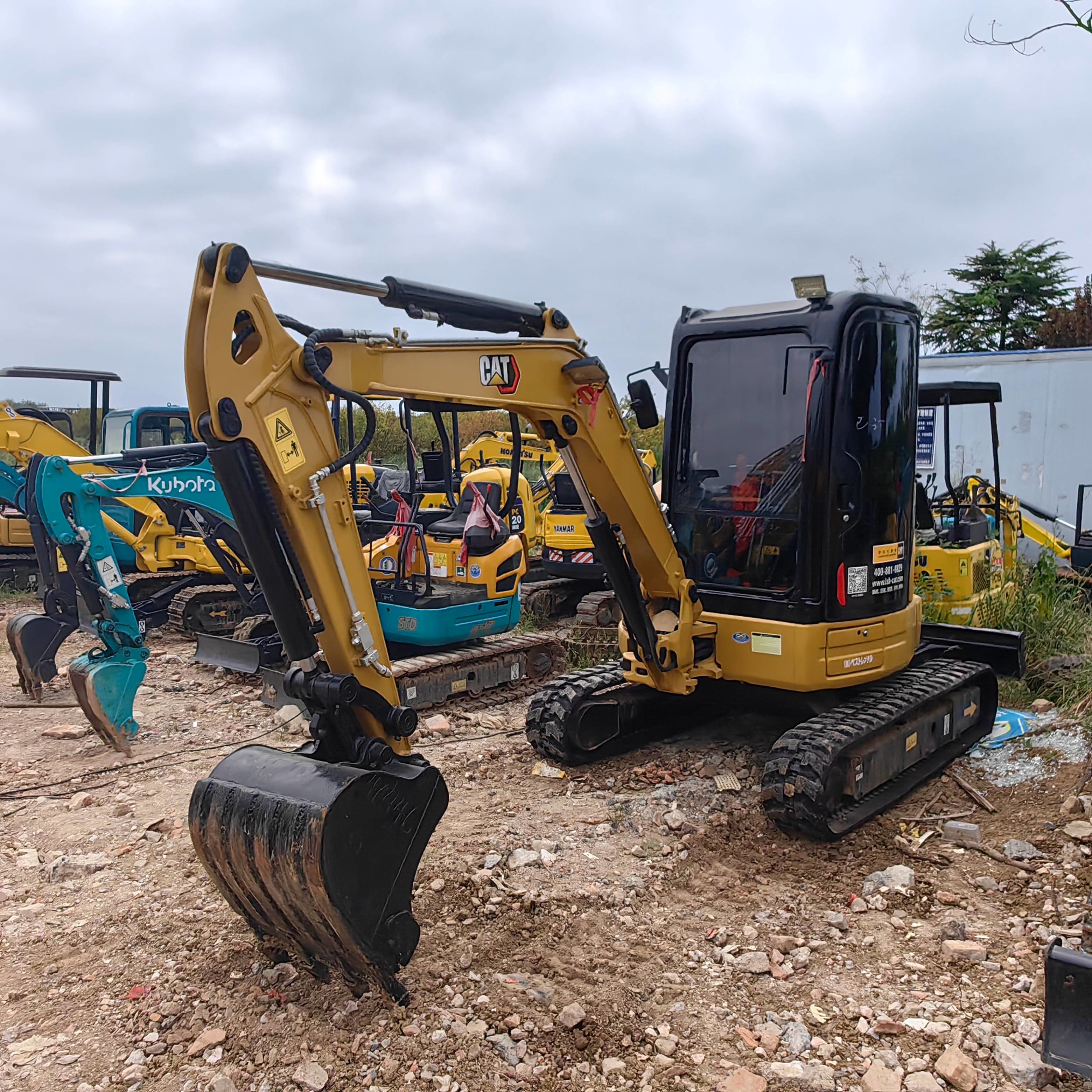 Hydraulic Mini Caterpillar 303.5 Used CAT 3ton Excavators Engineering Track Diggers