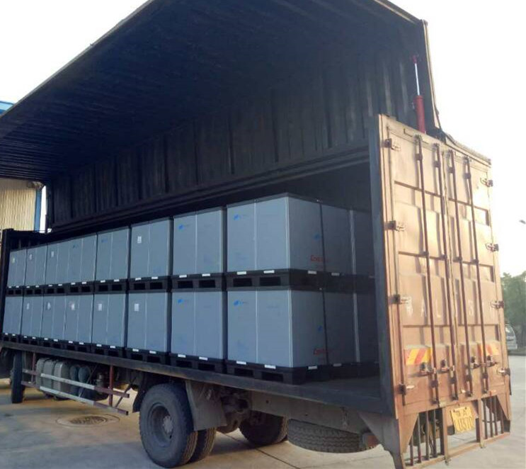 Large plastic storage coaming box