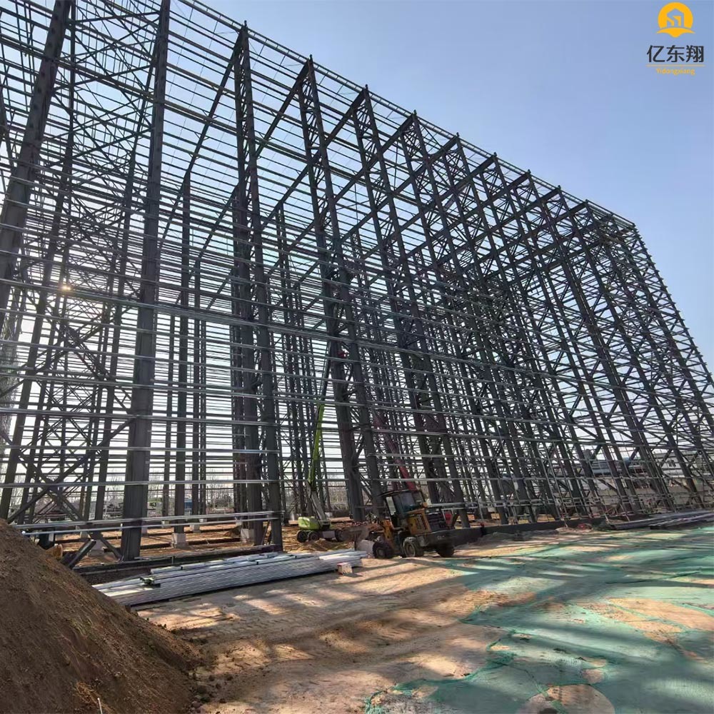 Customizable Prefabricated Metal Building With Hot Dip Galvanised Or Painted Steel Sheet Or Sandwich Panels Walls
