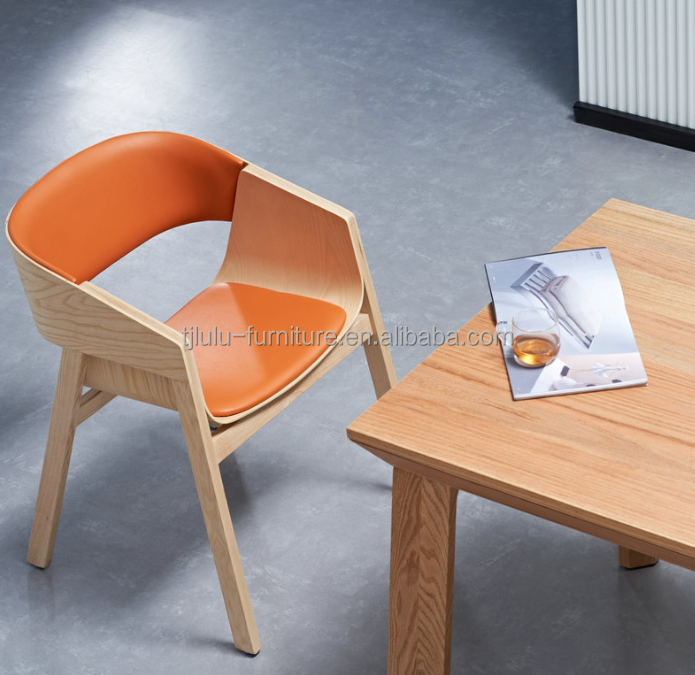 Modern Design Solid Wood Dining Room Chair with Fabric Cushion and Natural Color