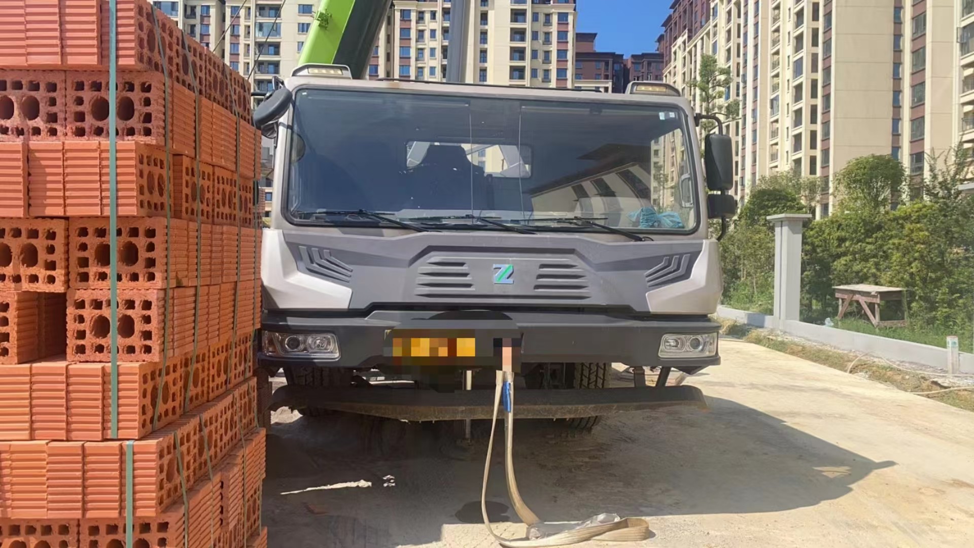 2020 Used ZOOMLION Mobile Truck Crane 80 Tons With YUCHAI Engine And 5 Crane Jib