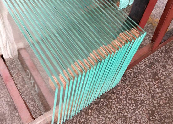 High Transmittance Clear Tempered Glass Custom Size / Thickness For Furniture
