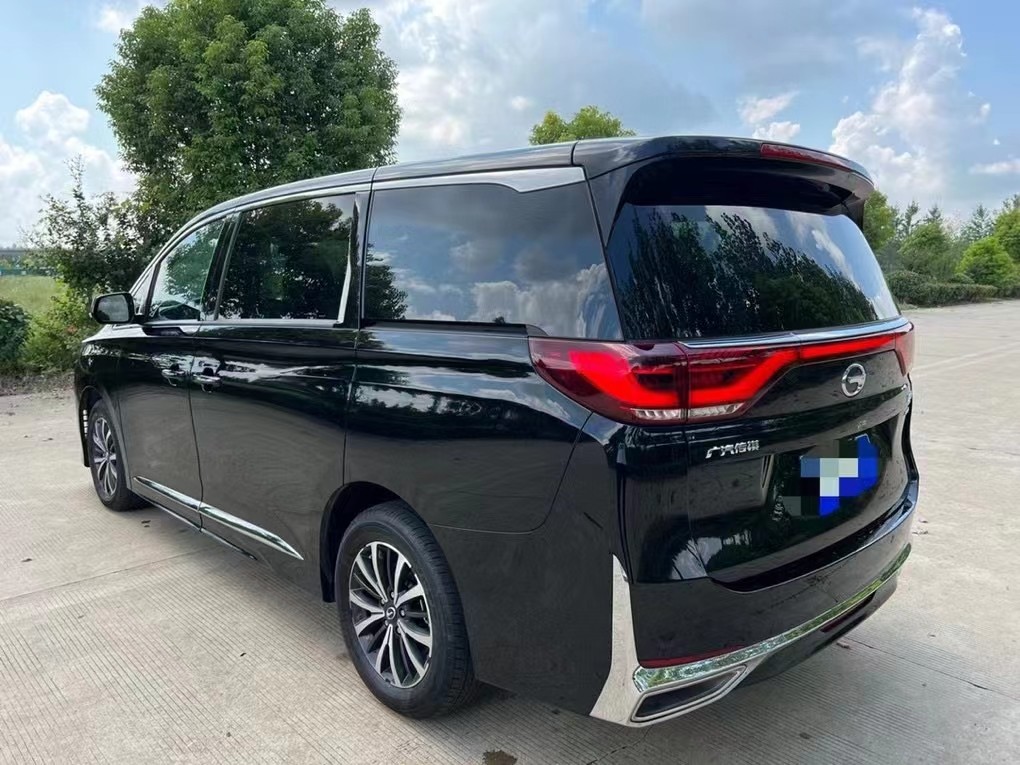 Trumpchi M8 2021 Leading Series 390T Zhizun Version Large 7 Seats MPV 2.0T Gasoline