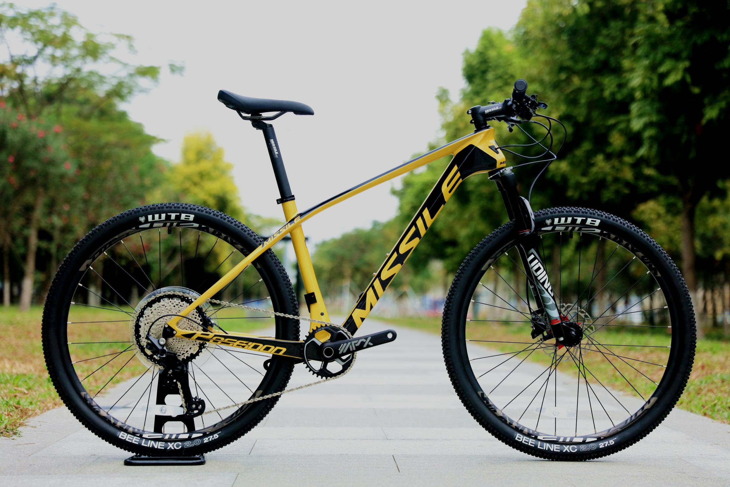 Carbon Fibre Frame 12 Speed 27.5 inch Aluminium Alloy Mountain Bike with High Durability