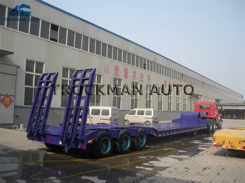 120 Tons Low Bed Container Trailer , Lowbed Trailer Truck With Hydraulic Ladder