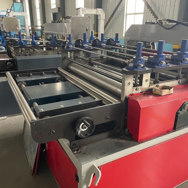 0-25m/min Metal Sheet Straightening Machine Anti Slip Metal Plate Embossing Machine