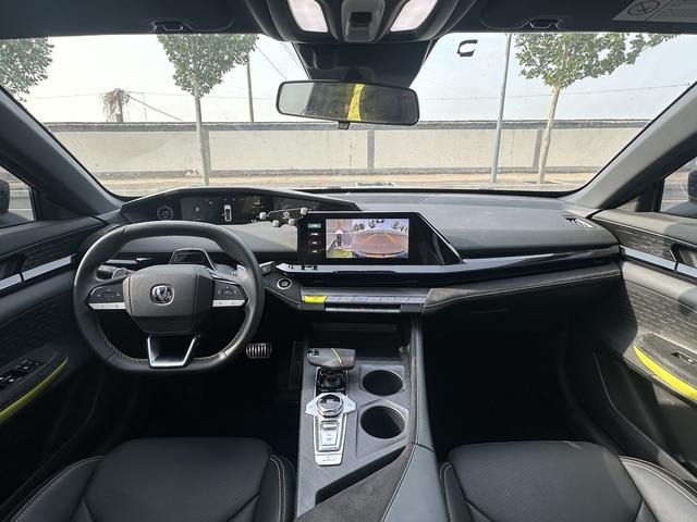 Affordable Used Changan Uni-V Car 2022 1.5t For Sale And Compact Sedan Gasoline Car With Intelligent Driving Version