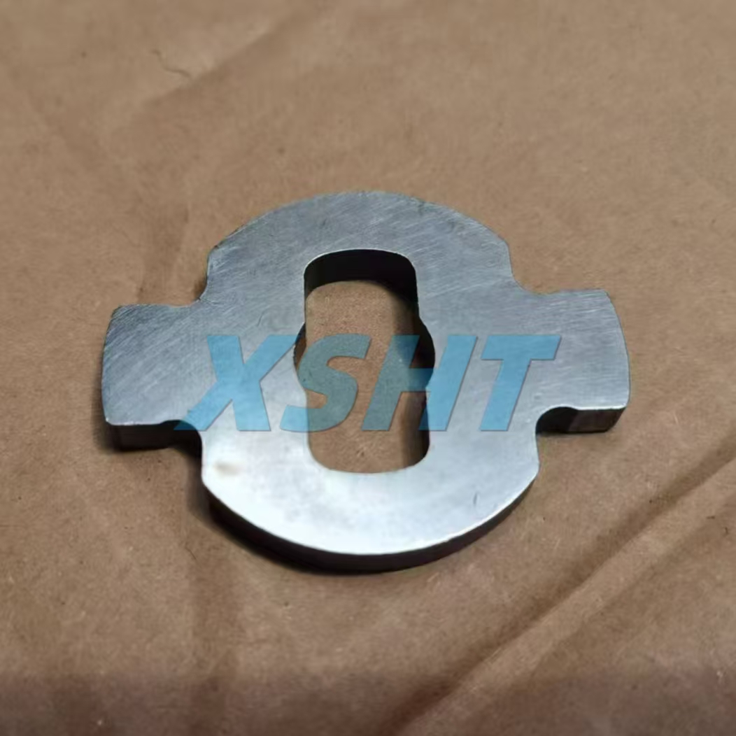 Truck Parts ZF2530/2531 Transmission Cross Piece Drive Blocker Retainer 6093304034 for 2012- Year