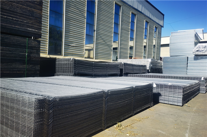 Anti Theft 358 Mesh Fencing Q235 Galvanized Steel Clearvu Security Fence