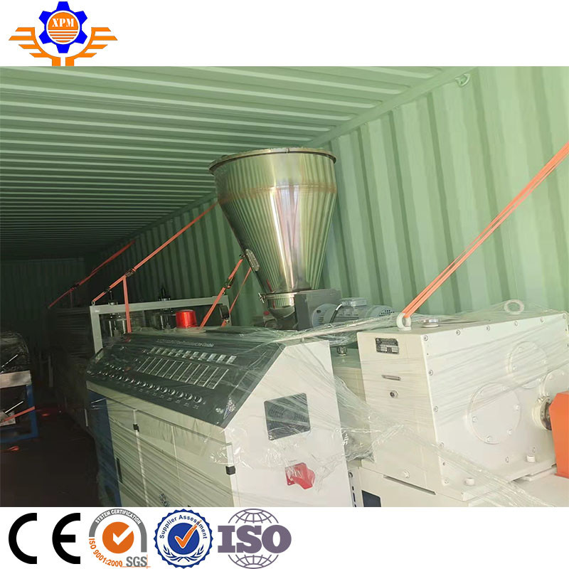 250Kg/H Plastic Pipe Manufacturing Machine 37Kw Pvc Pipe Extrusion Machine Line