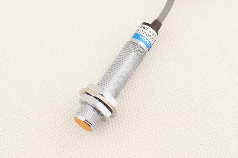 LJ12A3-4-Z/AX NPN NC DC type proximity sensor