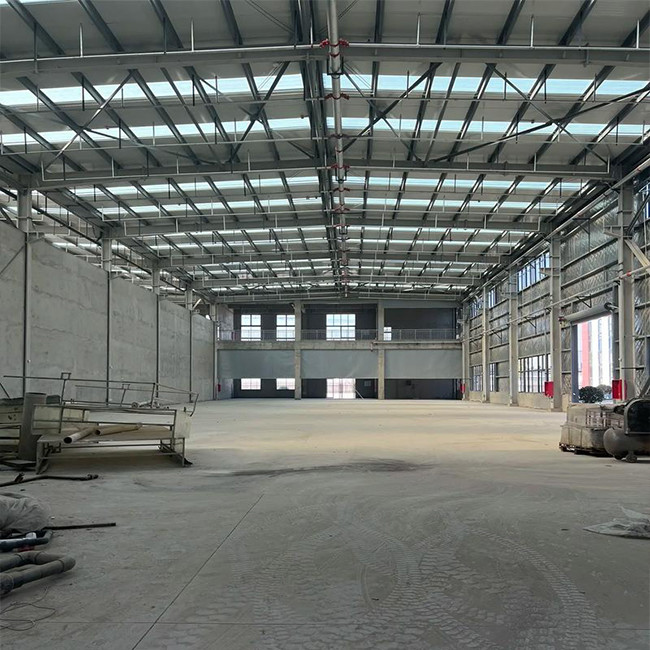 Industrial Steel Structure Office Building , Modern Prefabricated Metal Carports Storage Shed