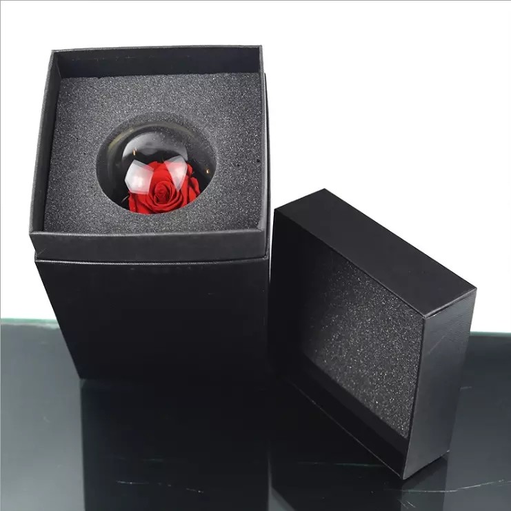 High quality long lsting preserved rose in glass with lid light