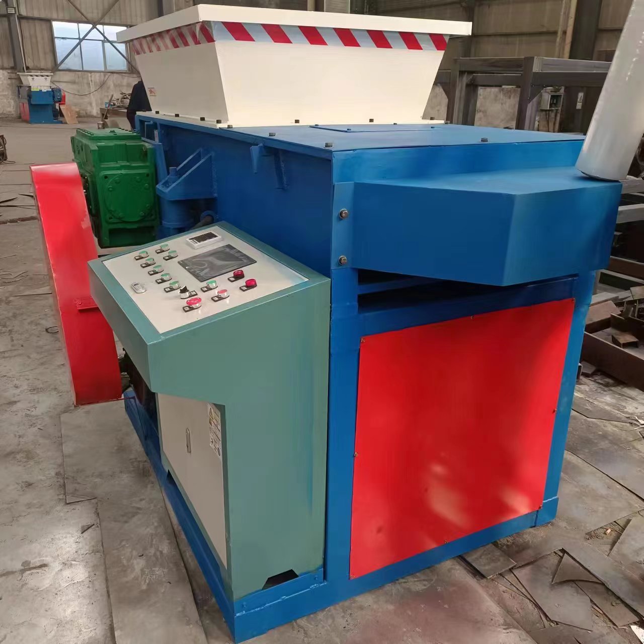 Automatic Control Plastic Shredder Machine for Waste Paper Refrigerator Shell Wood Board