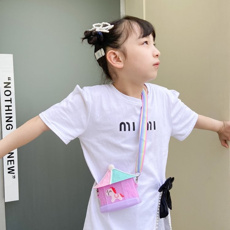 Carousel Kid CrossBody Shoulder Bag BPA Free Silicone Pencil Case For Stationery And Makeup Organization School Supplies