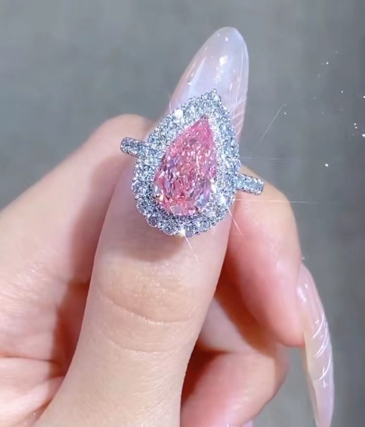 Synthetic Lab Created Pear Diamond Pendant Necklace 3.46ct VS1 Pink Color