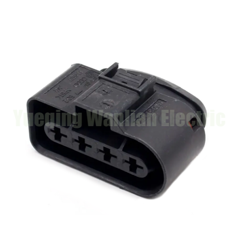 4 Pin 4M0973724 Automotive Female Waterproof Headlight Connector Electrical Headlight Connector
