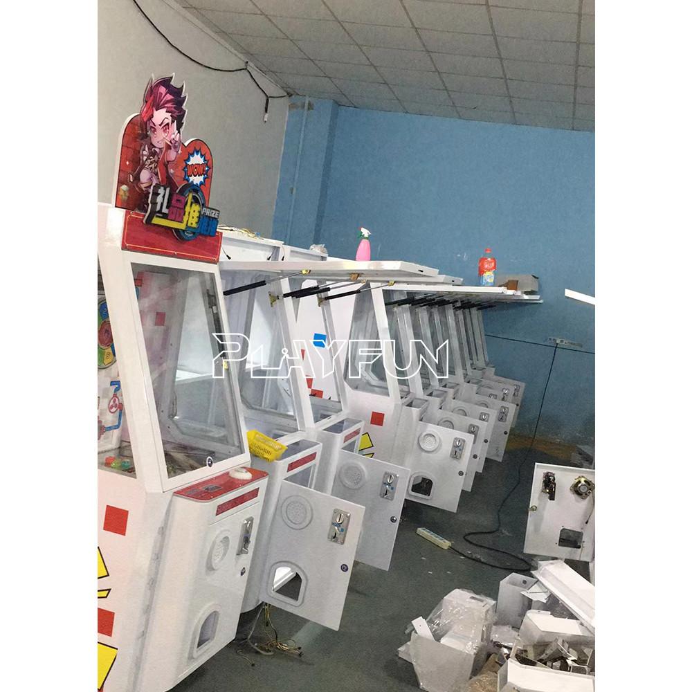Coin Pusher Operated Arcade Family Entertainment Leg Prize Gift Pusher Game Machine for Amusement Park