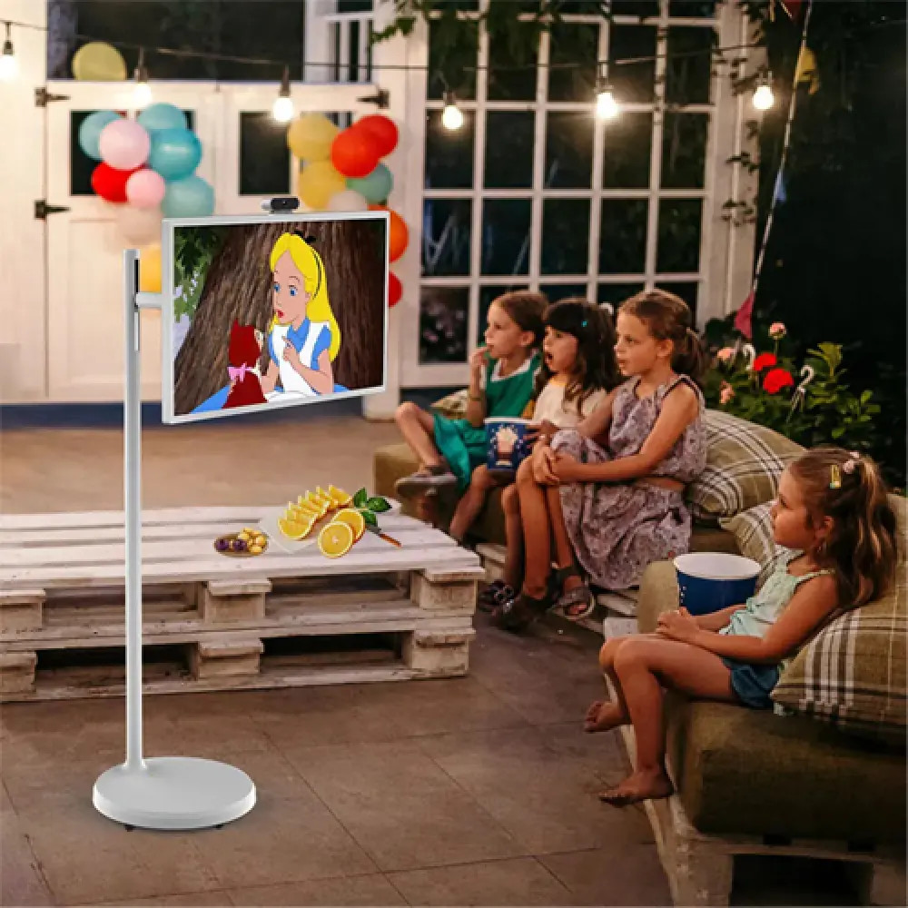 Effortless Installation Standbyme Screen HD 1920x1080 60Hz LED Smart TV